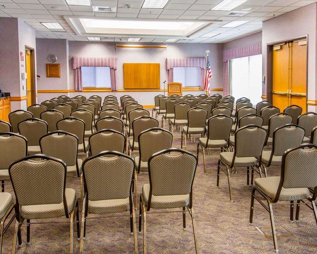 Quality Inn Oakwood Fairwood Instalações foto