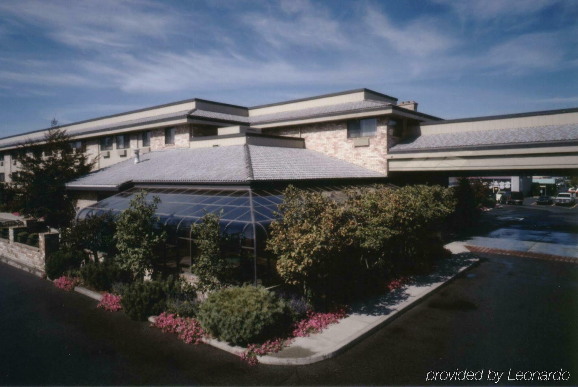 Quality Inn Oakwood Fairwood Exterior foto